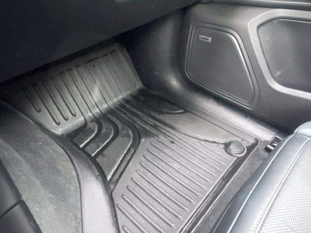Used 2023 Porsche Macan AWD/4WD image 22