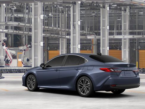 New 2026 Toyota Camry XLE AWD/4WD image 6
