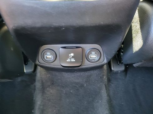 Certified 2023 Hyundai Santa Fe Limited image 15