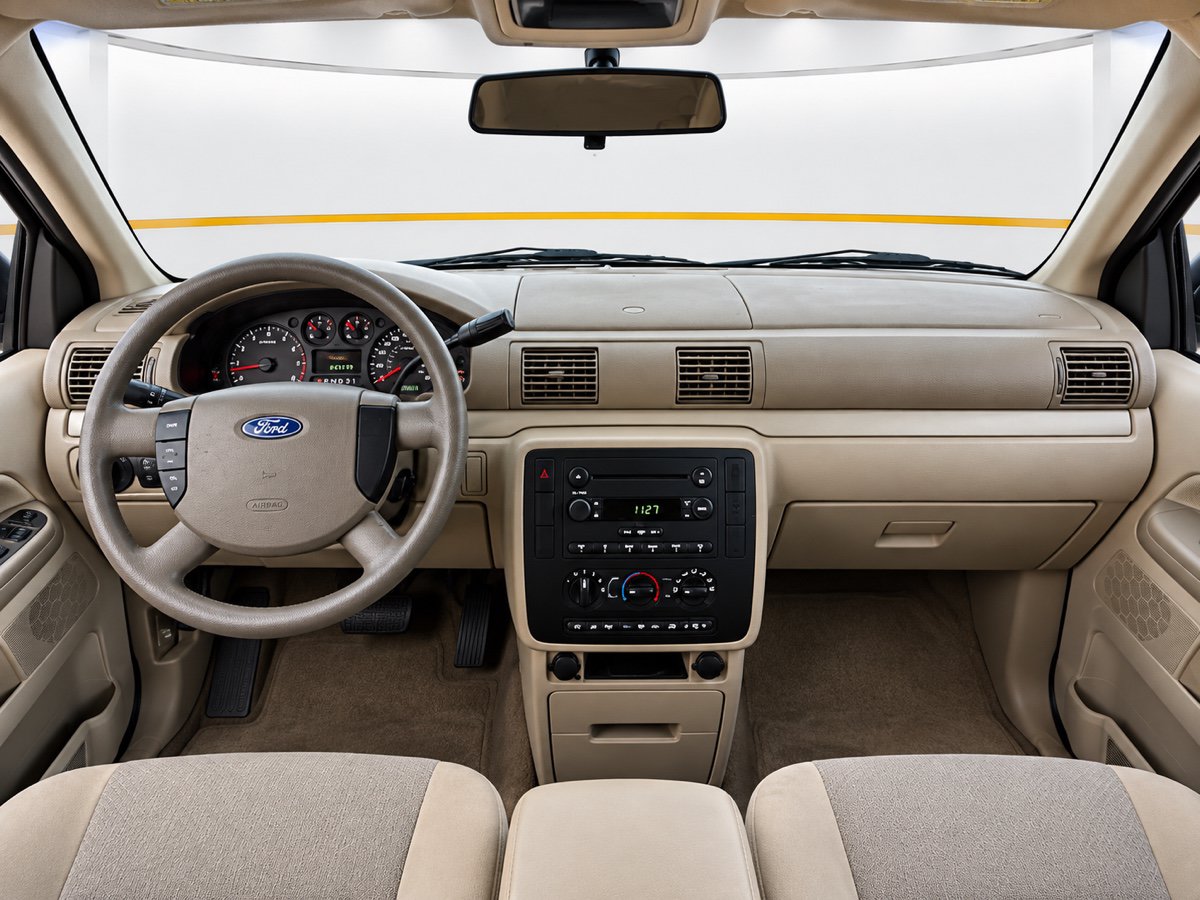 Used 2004 Ford Freestar SE FWD image 14