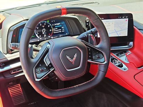 Certified 2025 Chevrolet Corvette Stingray Preferred Conv w/ 2LT RWD image 15