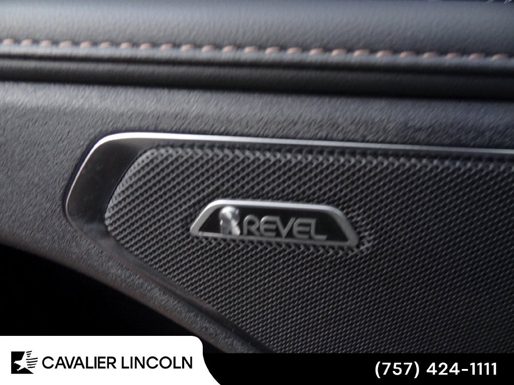 Used 2026 Lincoln Nautilus Premier w/ Equipment Group 102A AWD/4WD image 15