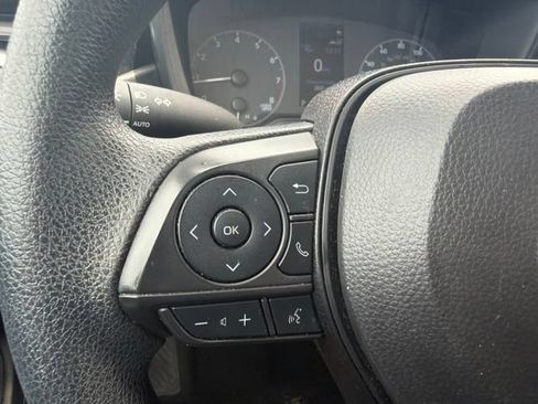 Used 2024 Toyota Corolla LE FWD image 40