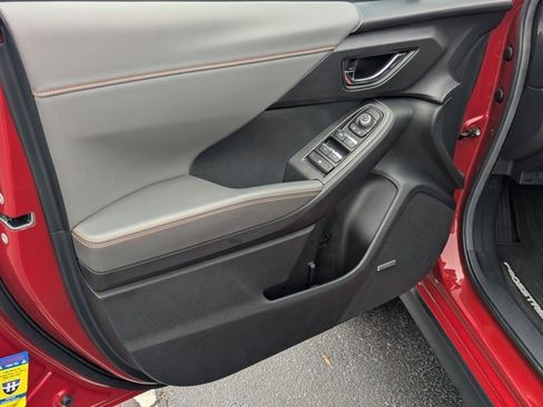 Used 2025 Subaru Crosstrek 2.5i Limited w/ Popular Package #3A image 10