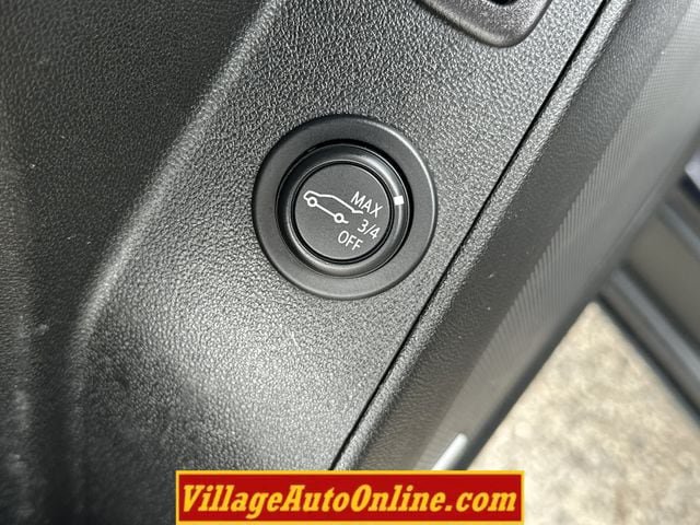 Used 2020 Chevrolet Equinox Premier FWD image 12