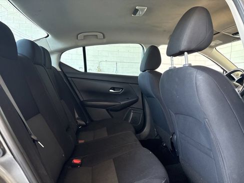 Used 2022 Nissan Sentra SV FWD image 18