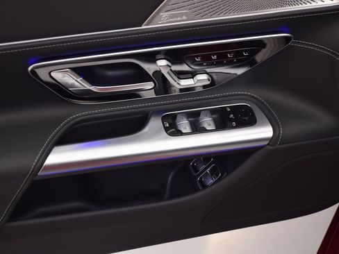 New 2026 Mercedes-Benz SL 63 AMG S e Performance 4MATIC image 19