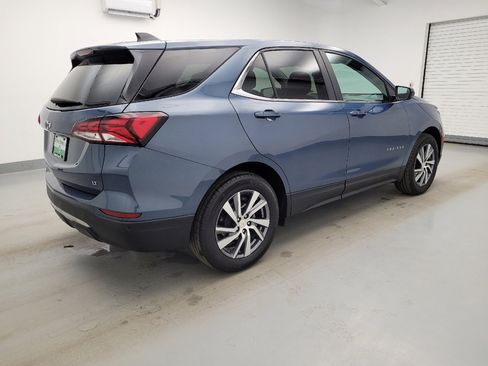 Used 2024 Chevrolet Equinox LT w/ LPO, Floor Liner Package image 10