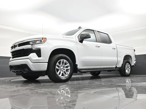 Used 2023 Chevrolet Silverado 1500 RST RWD image 17