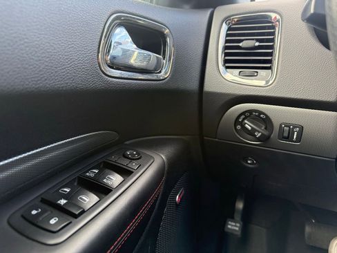 Used 2018 Dodge Durango R/T w/ Blacktop Package AWD/4WD image 9