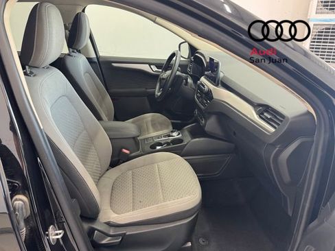 Used 2020 Ford Escape SE Sport image 24