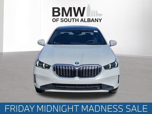 New 2026 BMW 540i xDrive xDrive image 9