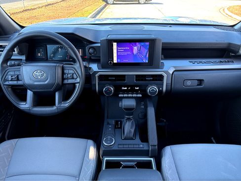 Used 2025 Toyota Tacoma SR5 image 4