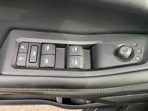 Used 2023 Jeep Grand Cherokee L Laredo AWD/4WD image 22