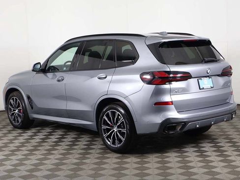 Used 2025 BMW X5 xDrive40i w/ Premium Essential Package AWD/4WD image 13