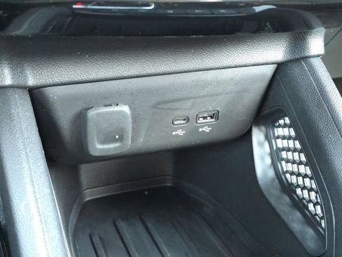 Used 2024 Chevrolet TrailBlazer ACTIV w/ Driver Confidence Package image 31