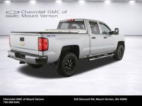 Used 2015 Chevrolet Silverado 3500 W/T w/ WT Convenience Package AWD/4WD image 4