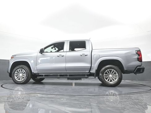 Used 2025 Chevrolet Colorado LT RWD image 60