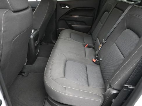 Used 2022 Chevrolet Colorado LT w/ Safety Package AWD/4WD image 11