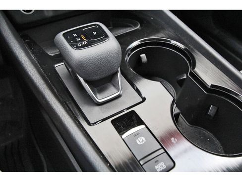 Used 2023 Nissan Rogue SV FWD image 24
