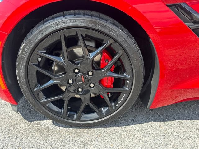 Used 2019 Chevrolet Corvette Stingray Convertible w/ 3LT Preferred Equipment Group RWD image 4