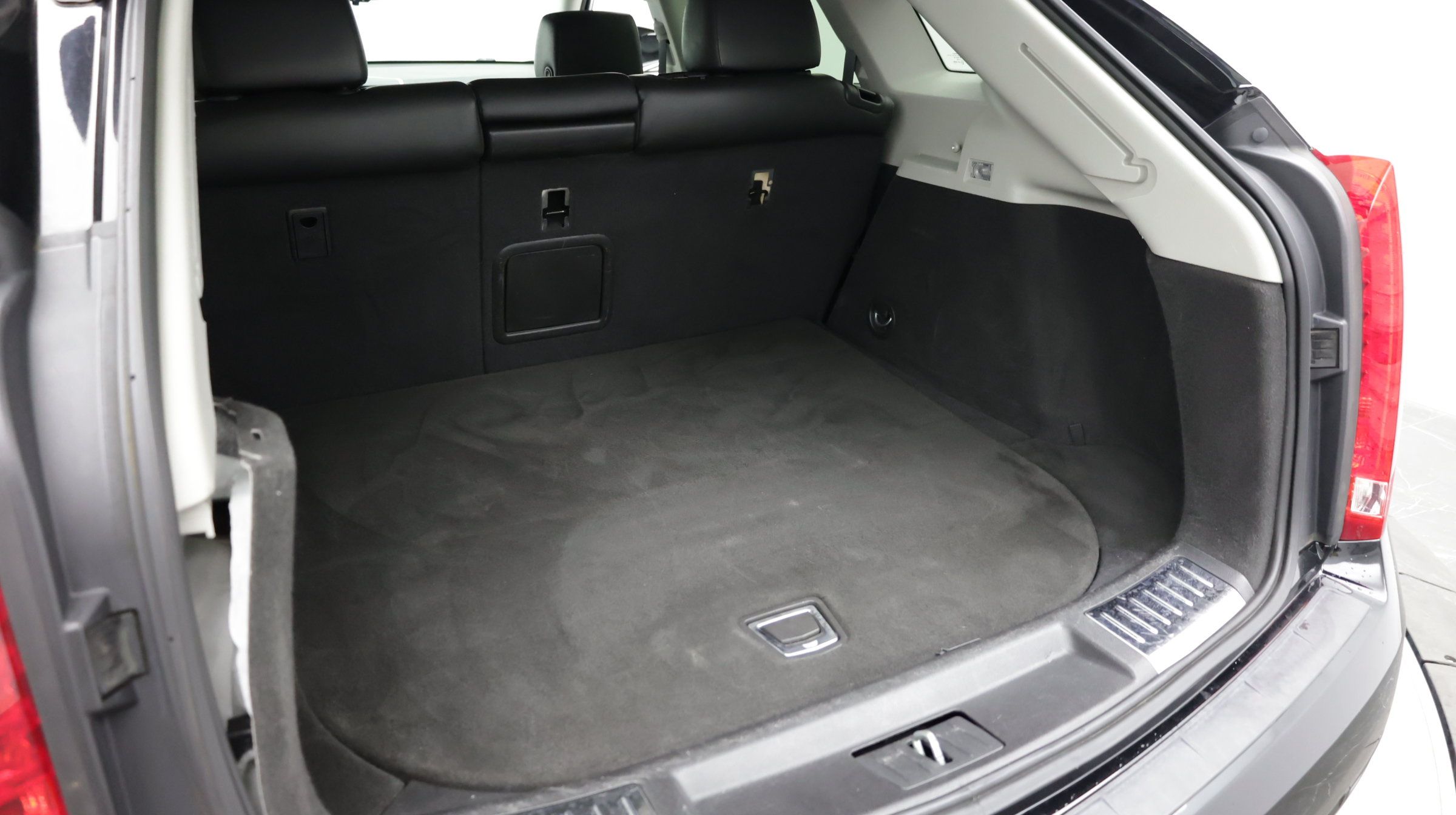 Used 2016 Cadillac SRX FWD image 28