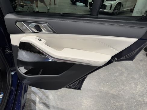 New 2026 BMW X5 M60i image 10