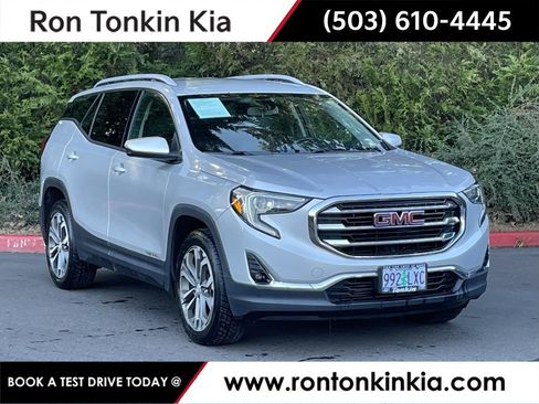 Used 2019 GMC Terrain SLT image 1
