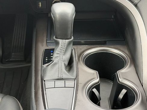 Used 2023 Toyota Camry SE FWD image 15