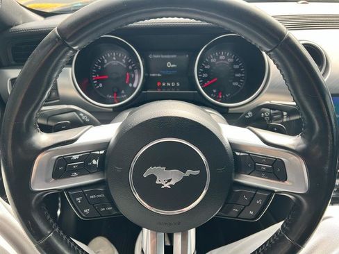 Used 2019 Ford Mustang Premium image 12