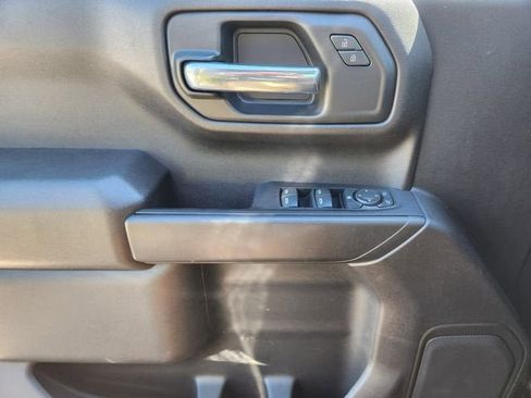 Used 2024 Chevrolet Silverado 1500 Custom Trail Boss image 32