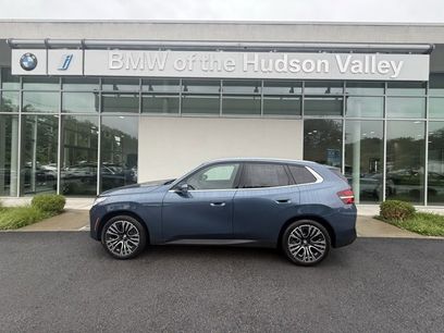 New 2025 BMW X3 xDrive30i w/ Premium Package