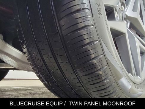 Used 2025 Ford Explorer ST AWD/4WD image 11