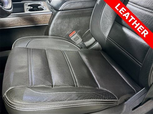 Used 2019 GMC Sierra 3500 Denali w/ Duramax Plus Package image 19