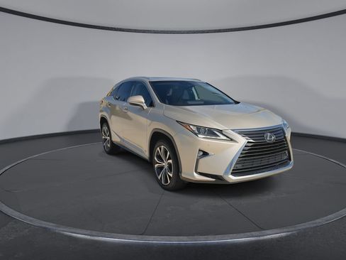 Used 2016 Lexus RX 350 FWD w/ Premium Package image 3