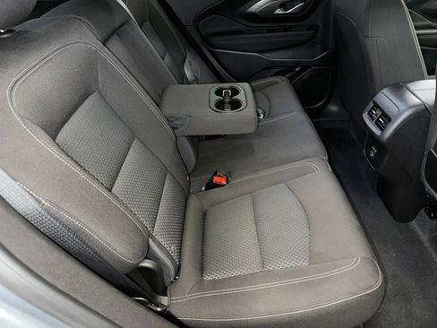 Used 2023 GMC Terrain SLE w/ Driver Convenience Package image 31