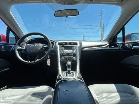 Used 2016 Ford Fusion S FWD image 29