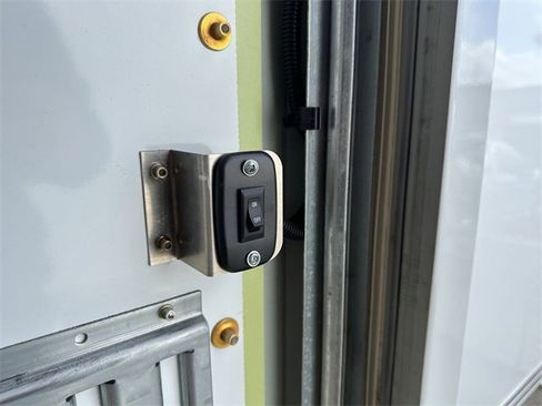 New 2024 Ford E-350 and Econoline 350 Super Duty image 30