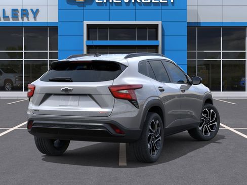 New 2026 Chevrolet Trax RS w/ Driver Confidence Package FWD image 4