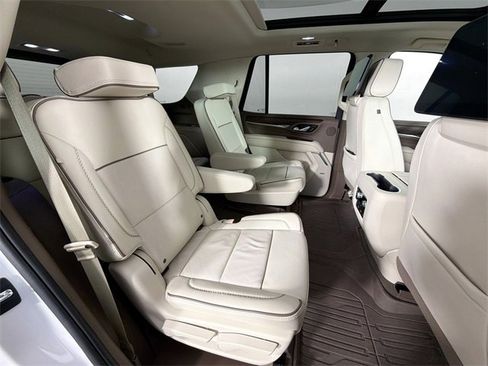 Used 2024 GMC Yukon Denali image 28