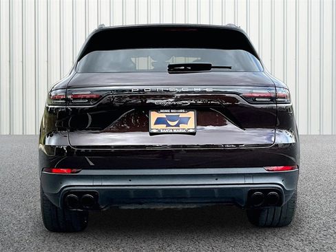 Used 2023 Porsche Cayenne S Platinum image 24