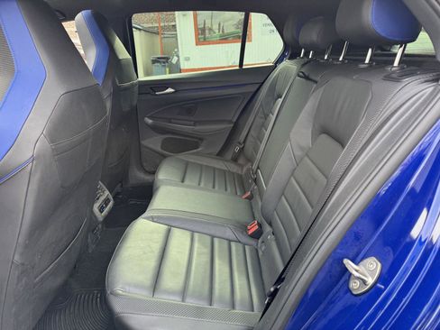 Used 2022 Volkswagen Golf R image 23