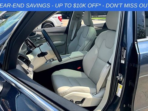 Used 2025 Volvo XC90 B6 Plus w/ Protection Package Premier image 28