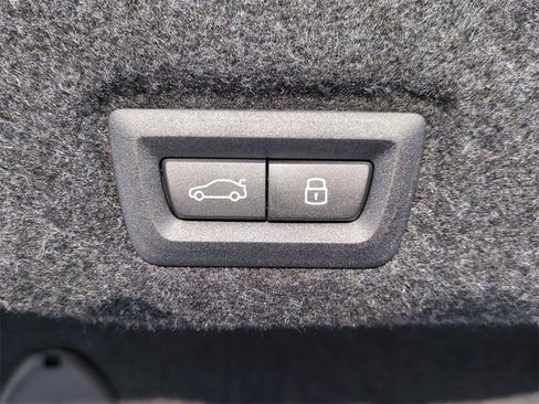 New 2026 BMW 530i xDrive xDrive w/ Premium Package image 25