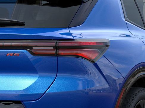 New 2026 Chevrolet Equinox EV RS image 11