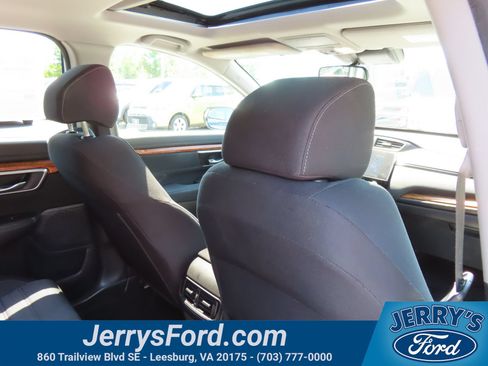 Used 2017 Honda CR-V EX image 36