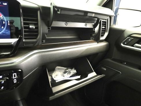 Used 2023 GMC Sierra 1500 SLT w/ SLT Premium Package image 23