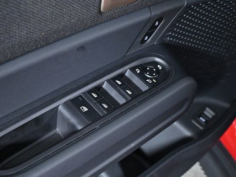 Used 2025 MINI Cooper Countryman SE w/ Comfort Package Max image 22