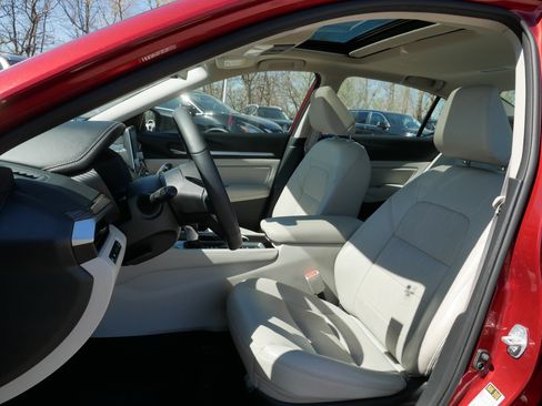 Certified 2022 Nissan Altima 2.5 SL AWD/4WD image 33
