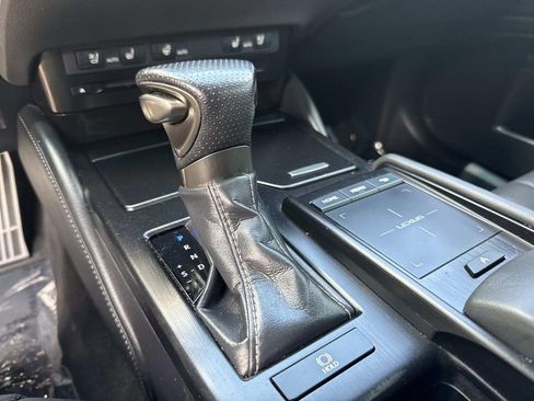 Used 2019 Lexus ES 350 F Sport w/ Accessory Package 2 FWD image 37